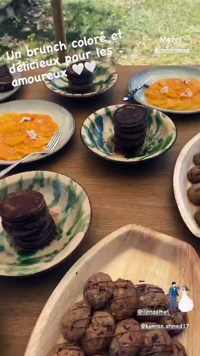 Estelle Lefébure a publié une vidéo du bruch du mariage de sa fille Ilona Smet qui s'esr mariée le 16 avril 2022 dans le Vaucluse, à la mairie de Lacoste.