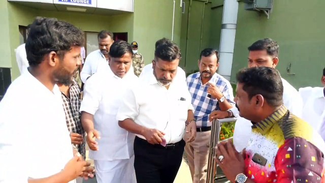 யார் சொன்னது? அதிகாரம் உள்ளவர் அல்ல! ஆளுநருக்கு கட்டுப்பட்டவரா முதல்வர்? திருமாவளவனின் பரபர பதில்