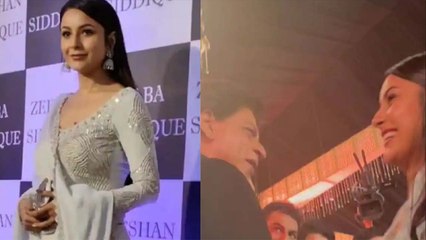 Shehnaz Gill और  Shahrukh  Khan की Baba Siddique Iftar Party में ऐसे हुई मुलाकात | FilmBeat
