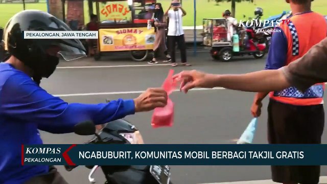 Ngabuburit, Komunitas Mobil Berbagi Takjil Gratis