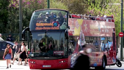 Греция зазывает туристов