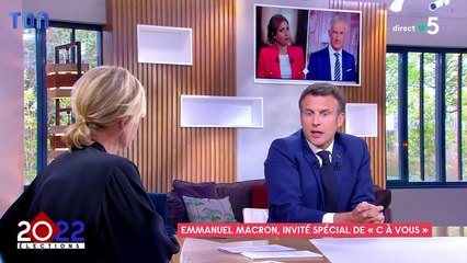 Emmanuel Macron se défend d’avoir récusé Anne-Sophie Lapix