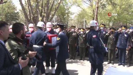 Pençe Kilit şehidi son yolculuğuna uğurlandı