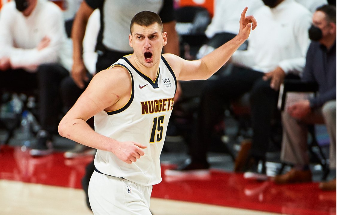 Jokic Struggles, Gets Ejected In Loss To Warriors