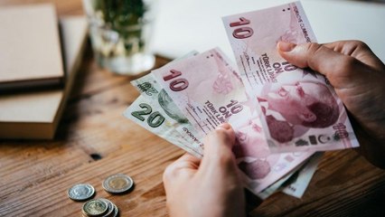 Bayram önü muhtarlardan maaşlarını geri aldılar