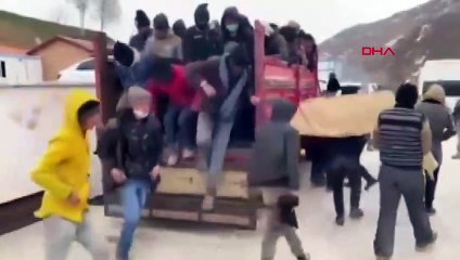 İki araçta 110 kaçak göçmen yakalandı