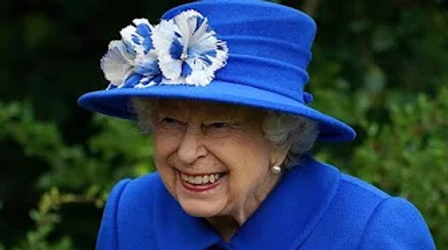 Queen should NOT retire but young royals ‘should take on burden’ of royal work – POLL