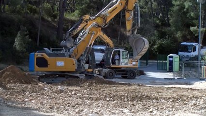 Carry-le-Rouet : démolition en cours de l'ancien gymnase pour laisser place à un complexe sportif