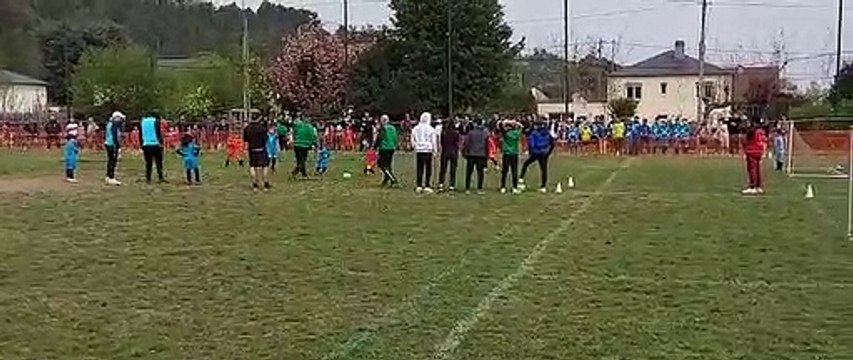 LES U6/U7 S'IMPOSENT AU TOURNOI D'EZY SUR EURE EN CE LUNDI DE PÂQUES