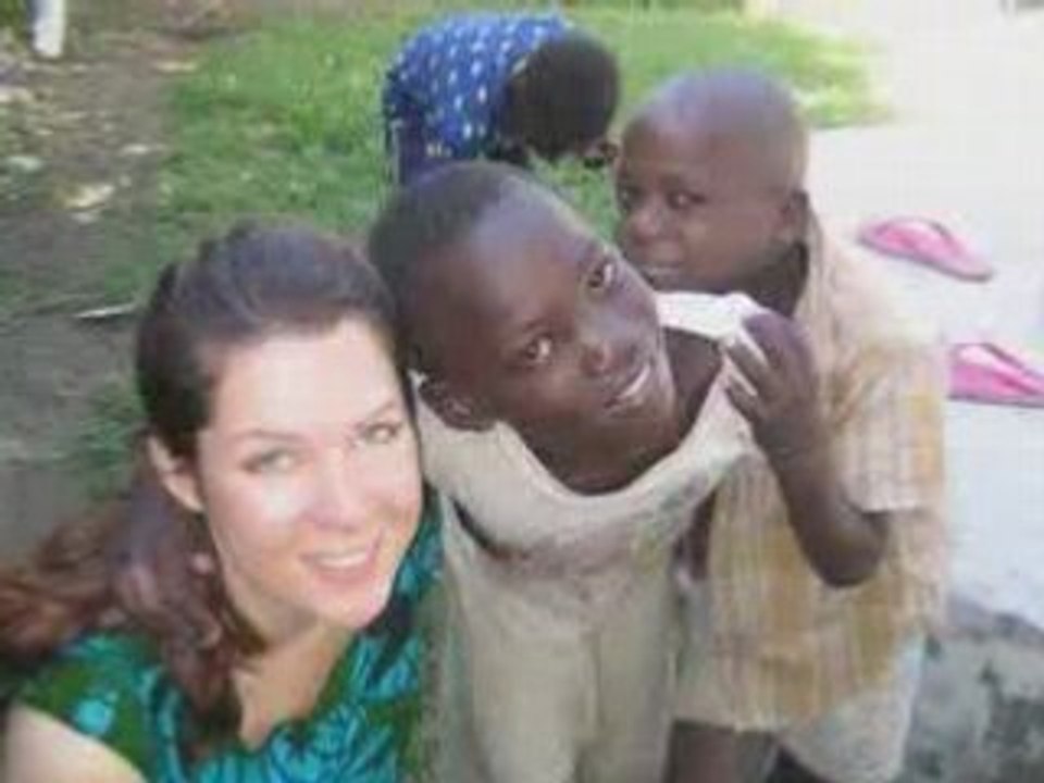 Volunteer Tanzania Africa Abroad www.abroaderview.org