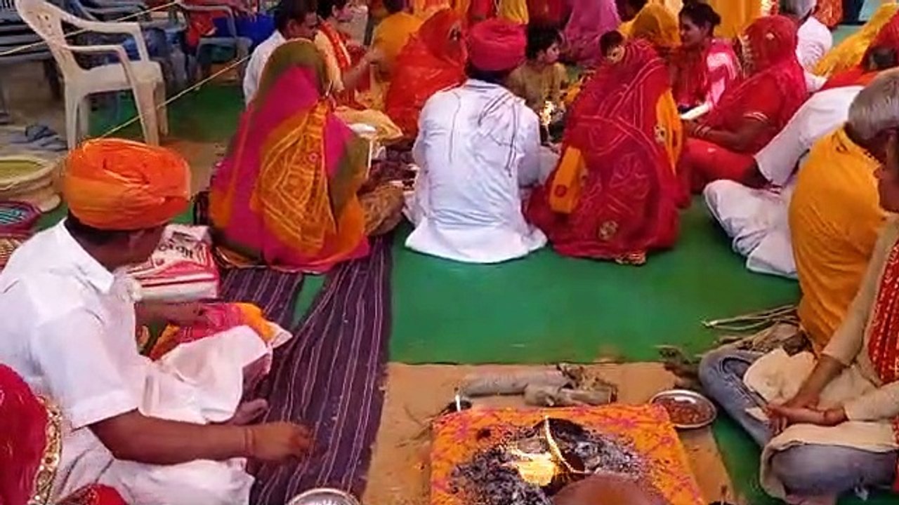 पूर्णाहुति के साथ चौबीस कुंडीय गायत्री महायज्ञ का समापन