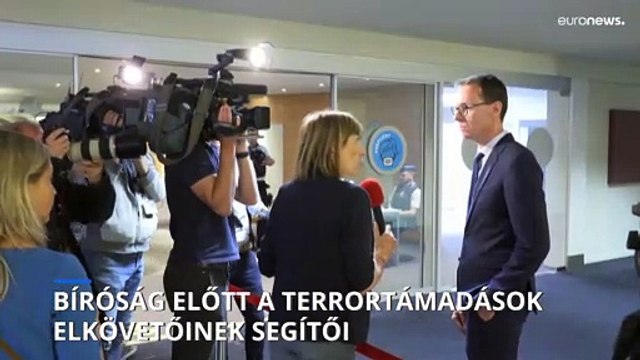 Megkezdődött a párizsi terrortámadások elkövetőinek segítésével vádolt emberek elleni eljárás