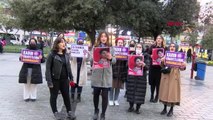 Gaziosmanpaşa'da kadınlar Demet Arslan'ın öldürülmesini protesto etti