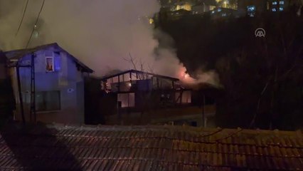 Son dakika haberleri! ZONGULDAK - Çatı katında yangın