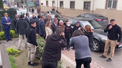 Davutoğlu, Kocaeli'de basın mensuplarıyla bir araya geldi