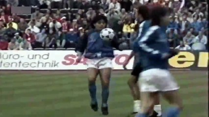 El calentamiento más famoso de Maradona cumple 33 años