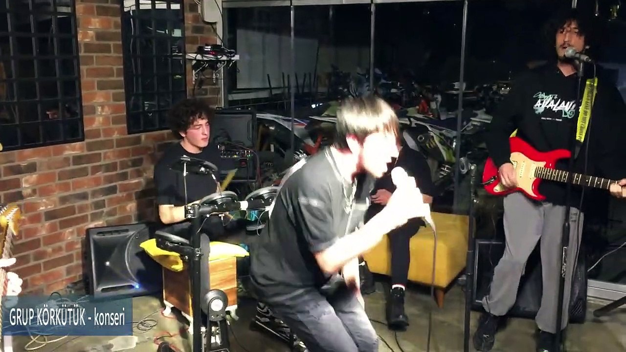 grup körkütük konseri