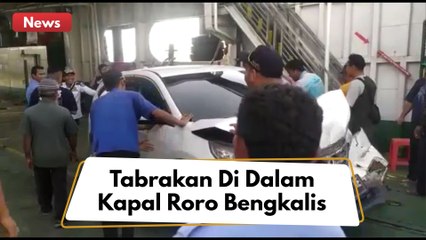 Tiga Mobil Ringsek Usai Dihantam Truk Bermuatan Pasir Di Roro Bengkalis !!