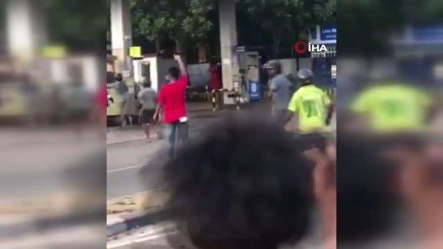 Son dakika! Sri Lanka'da polis göstericilere karşı gerçek mermi kullandı: 1 ölü, 12 yaralı