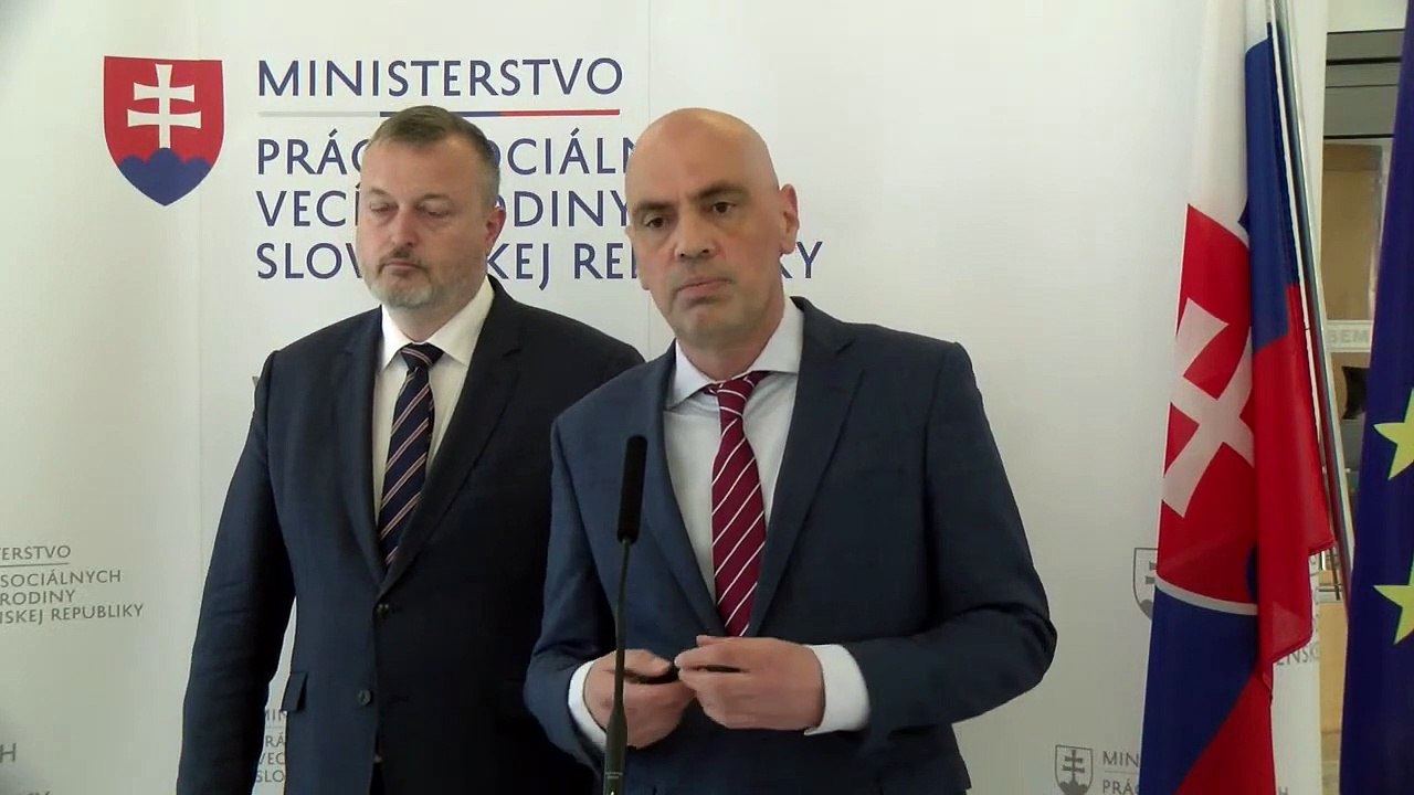 ZÁZNAM: Nezamestnanosť na Slovensku v marci klesla na 6,67 %