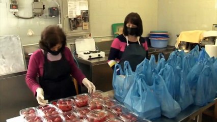 Γεύματα αγάπης στο Καρπενήσι