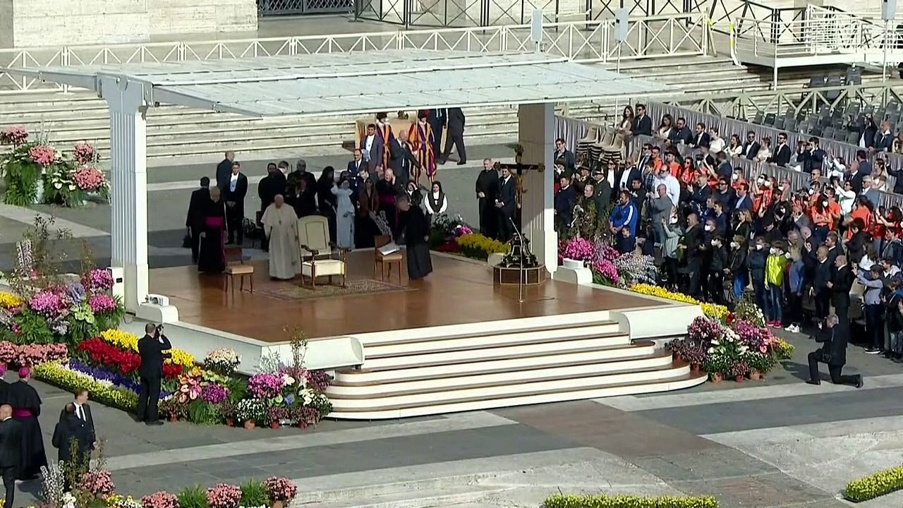 Au Vatican, l'audience du pape fait son retour place Saint-Pierre