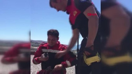 YAVRU KEDİYİ İTFAİYE KURTARDI