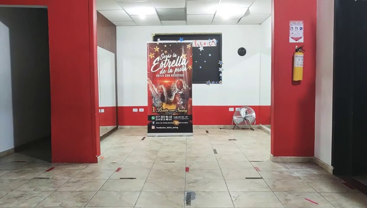 LEARN TO DANCE SALSA CALEÑA FROM COLOMBIA