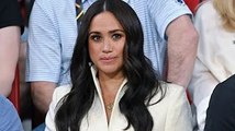 'How embarrassing!' Meghan Markle paints on Ukraine flag 'UPSIDE DOWN' in Invictus gaffe