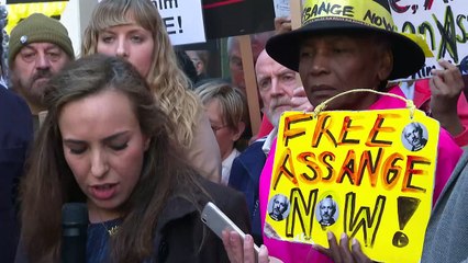 Julian Assange's wife: PM can stop his extradition any time