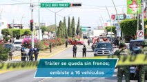 Tráiler se queda sin frenos y embiste a varios vehículos en Chiapas; hay tres lesionados