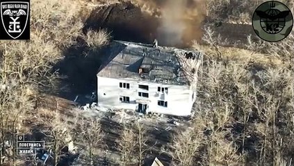 Donetsk, ucraini bombardano avamposto russo