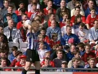 Season 1992-93 - Manchester United vs Sheffield Wednesday - 10.04.1993