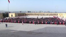Milli Eğitim Bakanı Özer, 23 Nisan Ulusal Egemenlik ve Çocuk Bayramı dolayısıyla Anıtkabir'i ziyaret etti