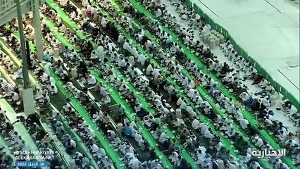 أجواء إيمانية.. دعاء وتلاوة القرآن وتناول الإفطار في أطهر البقاع