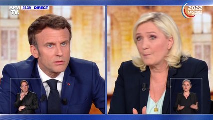 Marine Le Pen: "Si j'ai été obligée d'aller faire un prêt à l'étranger, c'est parce qu'aucune banque française n'a voulu m'accorder de prêt"