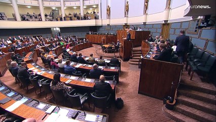 Finlândia mostra-se favorável a aderir à NATO apesar das ameaças do Kremlin