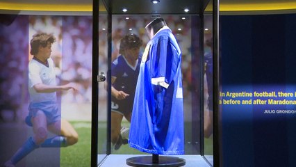 Mais de US$ 5 milhões por camisa mítica de Maradona