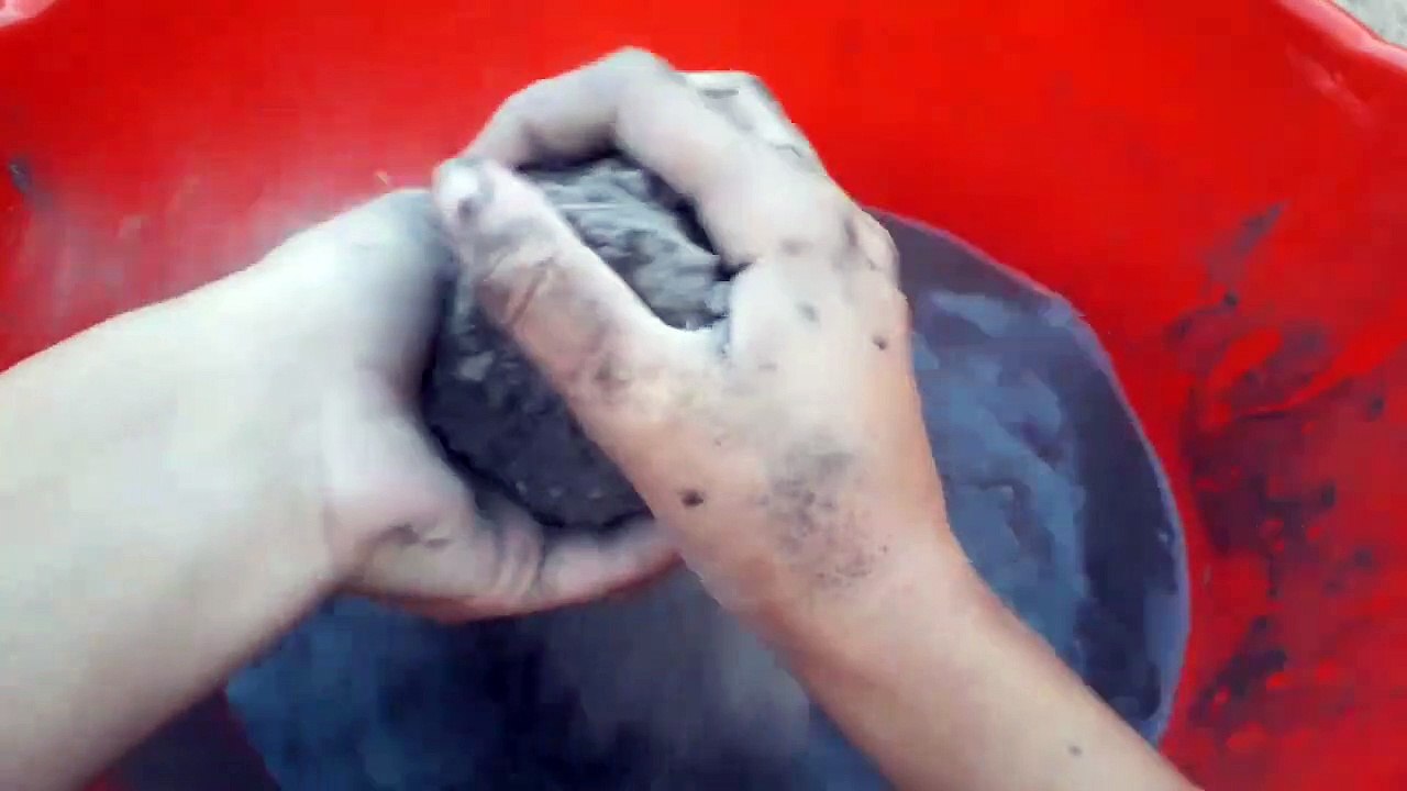 Concrete Charcoal Sand Cement Gritty Water Cruumbles Cr: Mini Libi ASMR