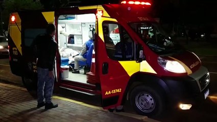 Colisão entre bicicleta e patinete deixa ciclista com fratura