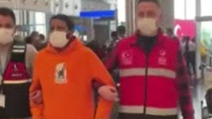 Pakistanlı sınır dışı edildi