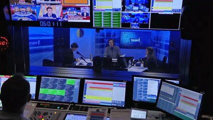 Macron accuse Le Pen de pousser à la «guerre civile» en voulant interdire le voile islamique