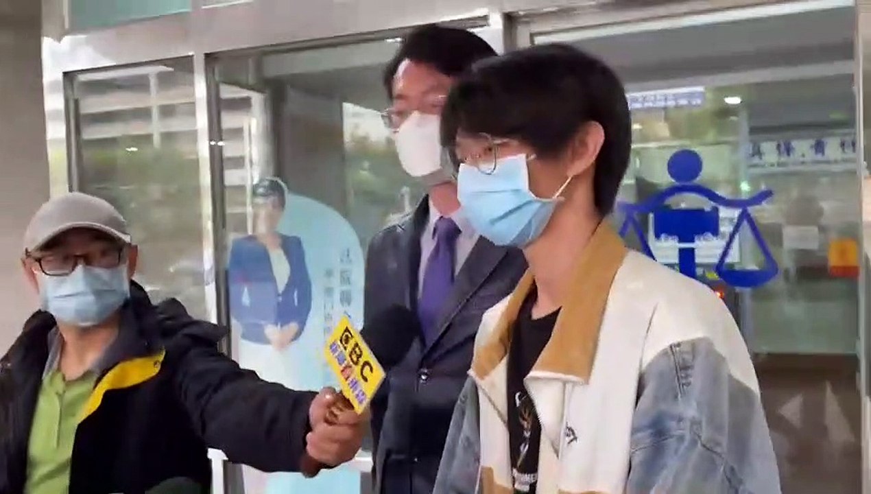 百萬YouTuber小玉換臉案首開庭 鞠躬致歉認罪