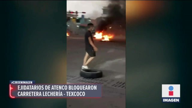 Ejidatarios de Atenco bloquean carretera Lechería-Texcoco