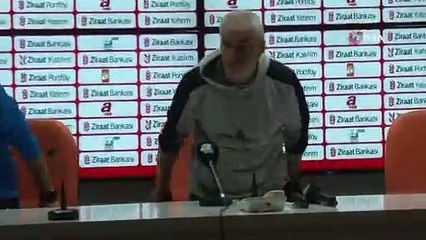 Rıza Çalımbay: '10 kişi kalmamıza rağmen oyundan hiç kopmadık'