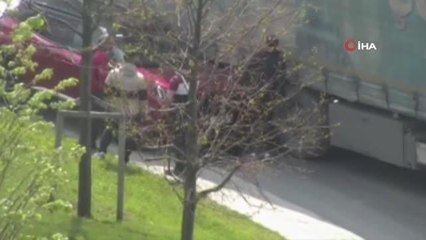 Kuzey Marmara Otoyolu'nda bir otomobil tıra arkadan çarptı