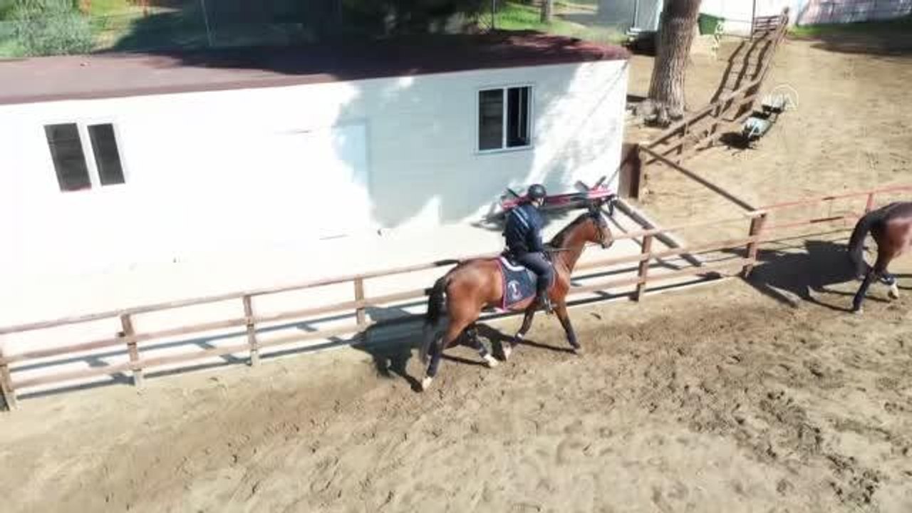 ÇANAKKALE - Gelibolu Yarımadası'nın atlı birliği Çanakkale Kara Savaşları'nın yıl dönümüne hazırlanıyor (1)