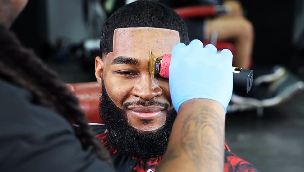Meet the Florida barber who specializes in slick fades and sharp edges