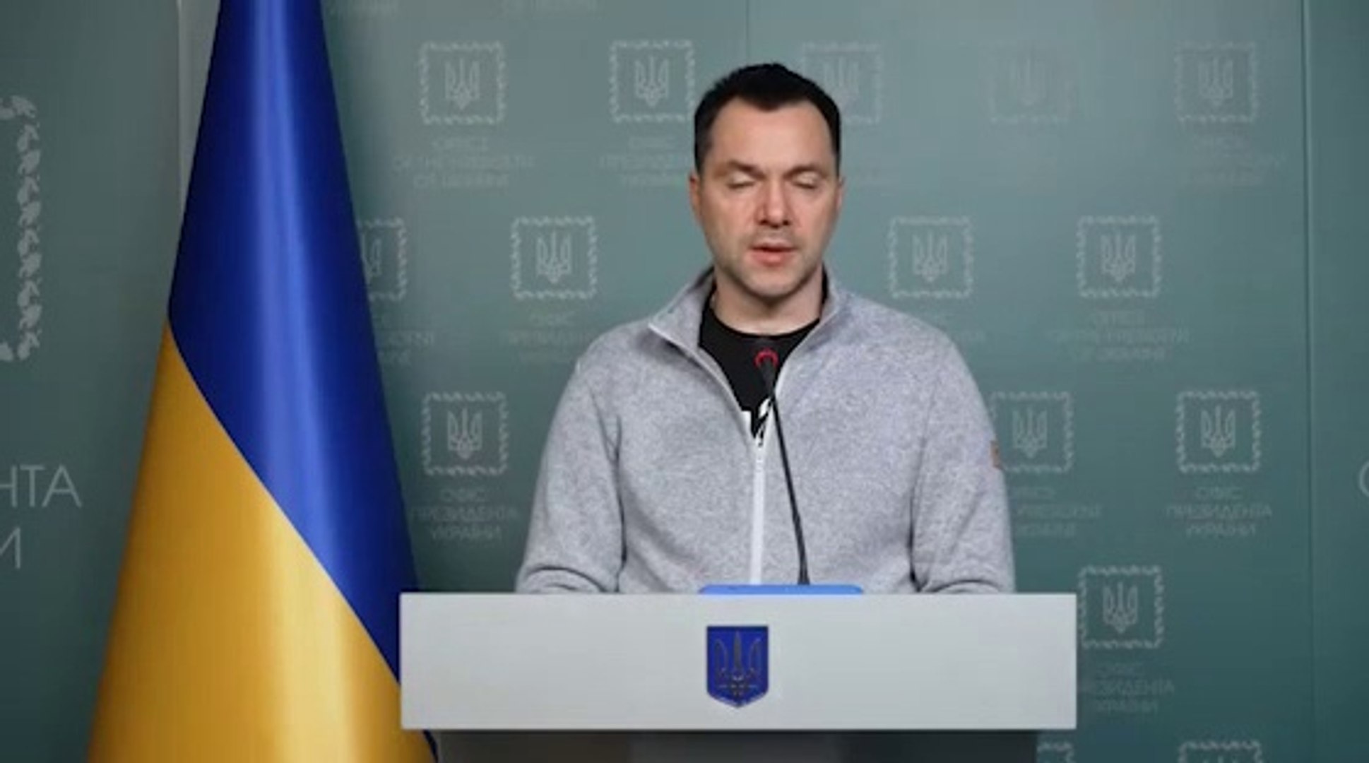 Арестович: В течении суток противнику не удалось продвинуться ни на одном направлении,