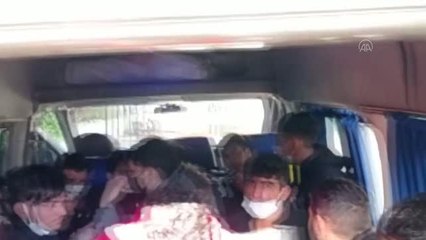 Yasa dışı geçiş hazırlığındaki 52 düzensiz göçmen yakalandı